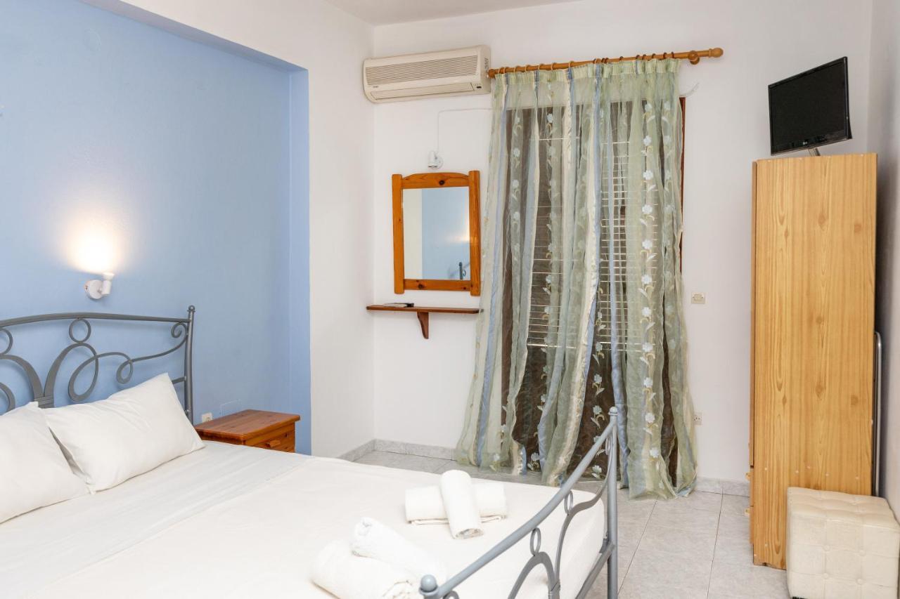 Depis Economy Apartments Naxos City Exterior foto