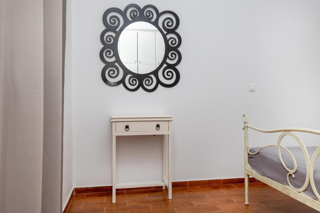 Depis Economy Apartments Naxos City Exterior foto